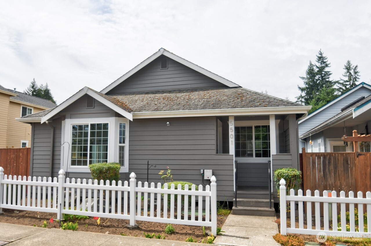 5501 Hamptons Street SE, Olympia, WA 98501