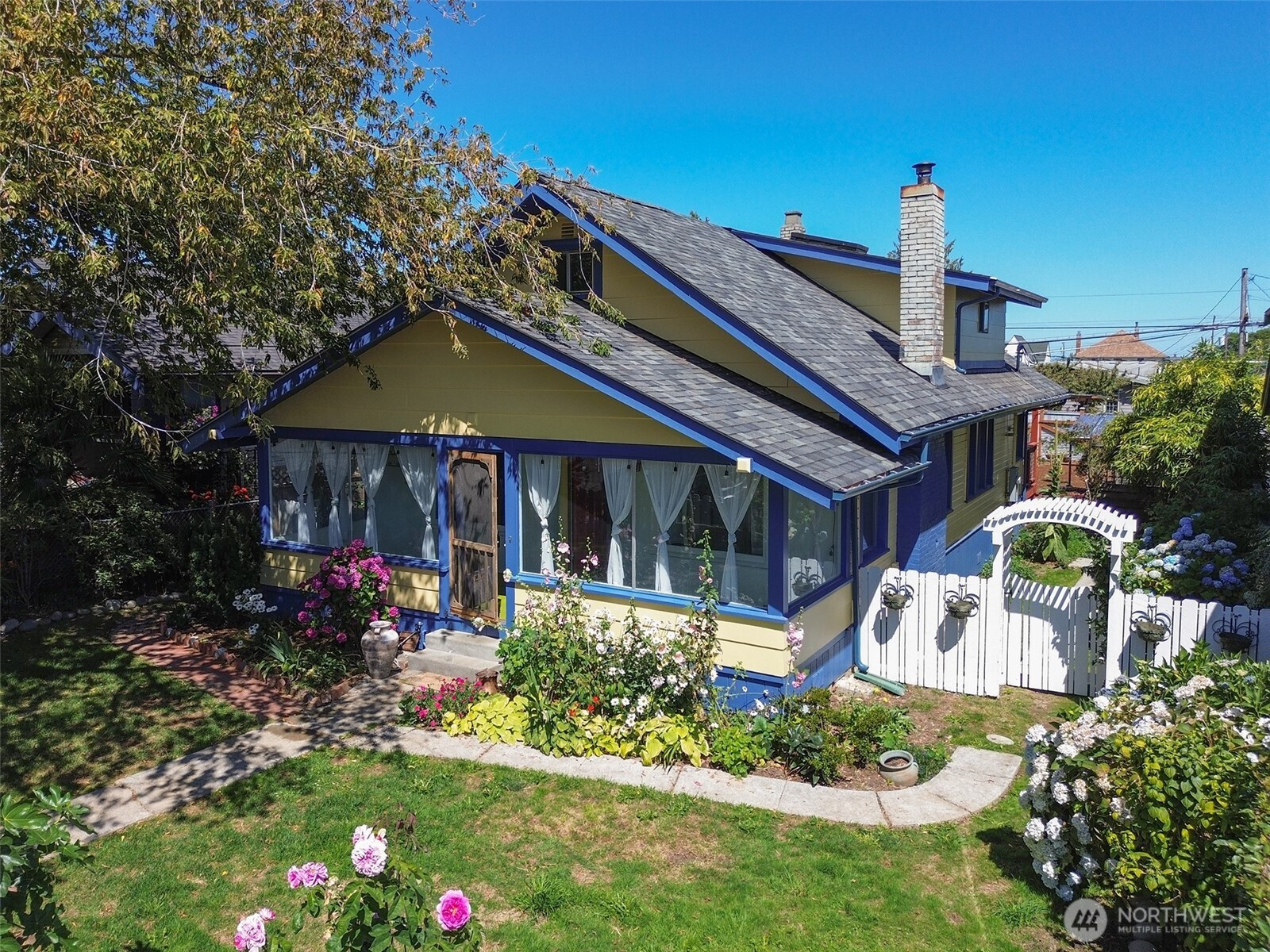 215 W Fifth Street, Port Angeles, WA 98362
