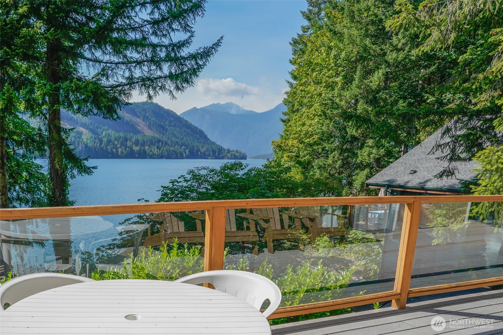 90 N Lakefront Loop, Hoodsport, WA 98548