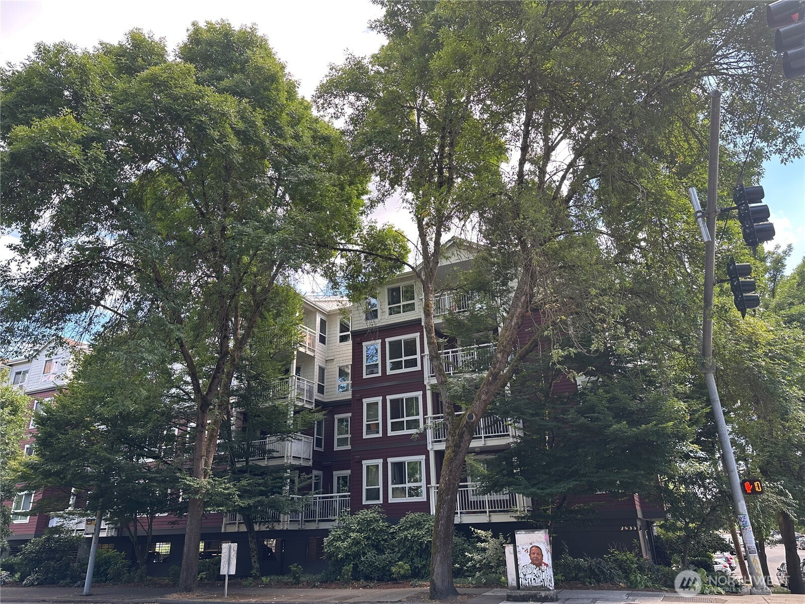 2805 NE 125th Street, Seattle, WA 98125