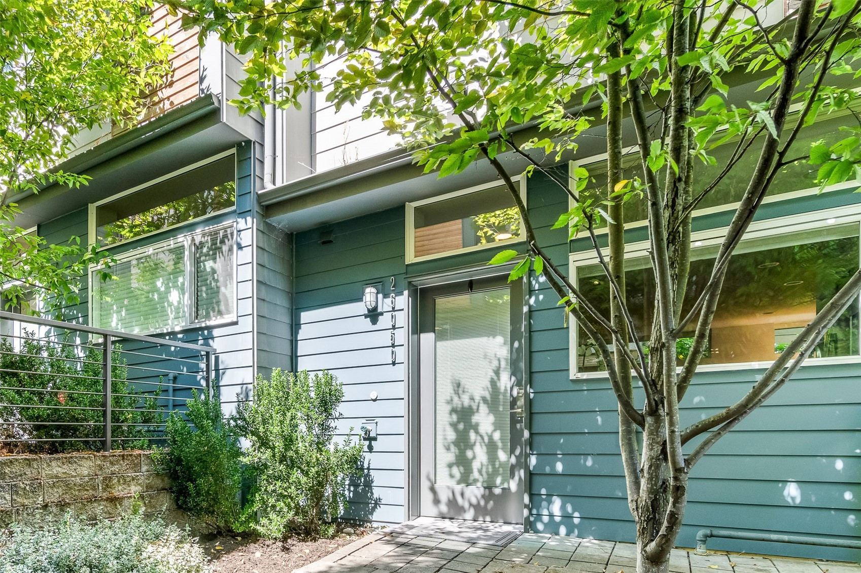 2605 22nd Avenue W, Seattle, WA 98199