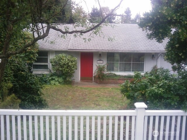 16533 21st Avenue NE, Shoreline, WA 98155