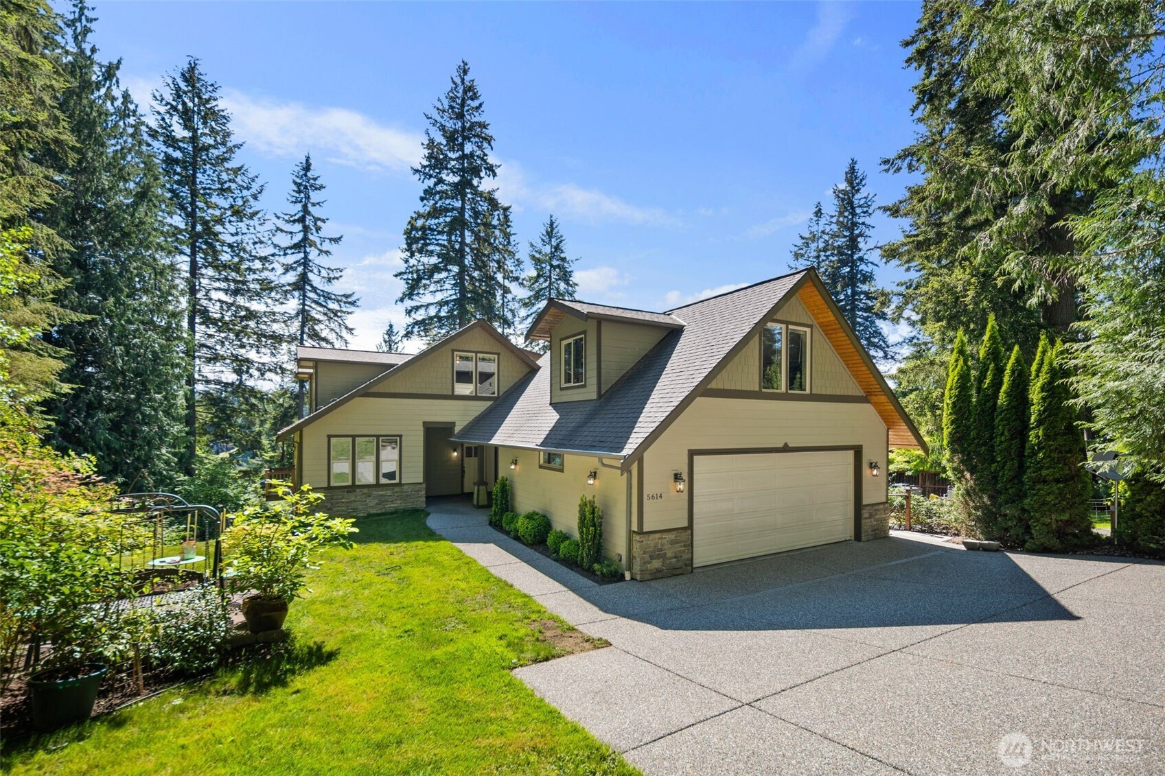 5614 E Lake Bosworth Drive, Snohomish, WA 98290
