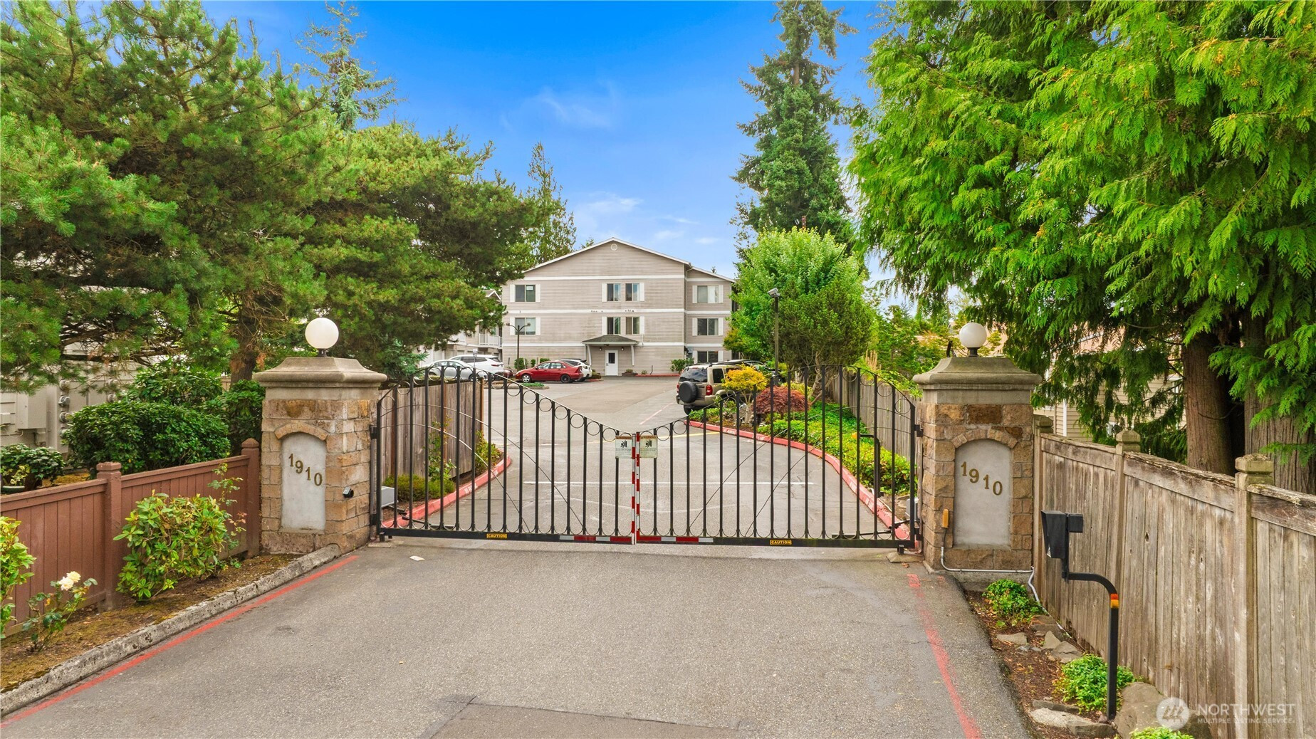 1910 W Casino Road, Everett, WA 98204