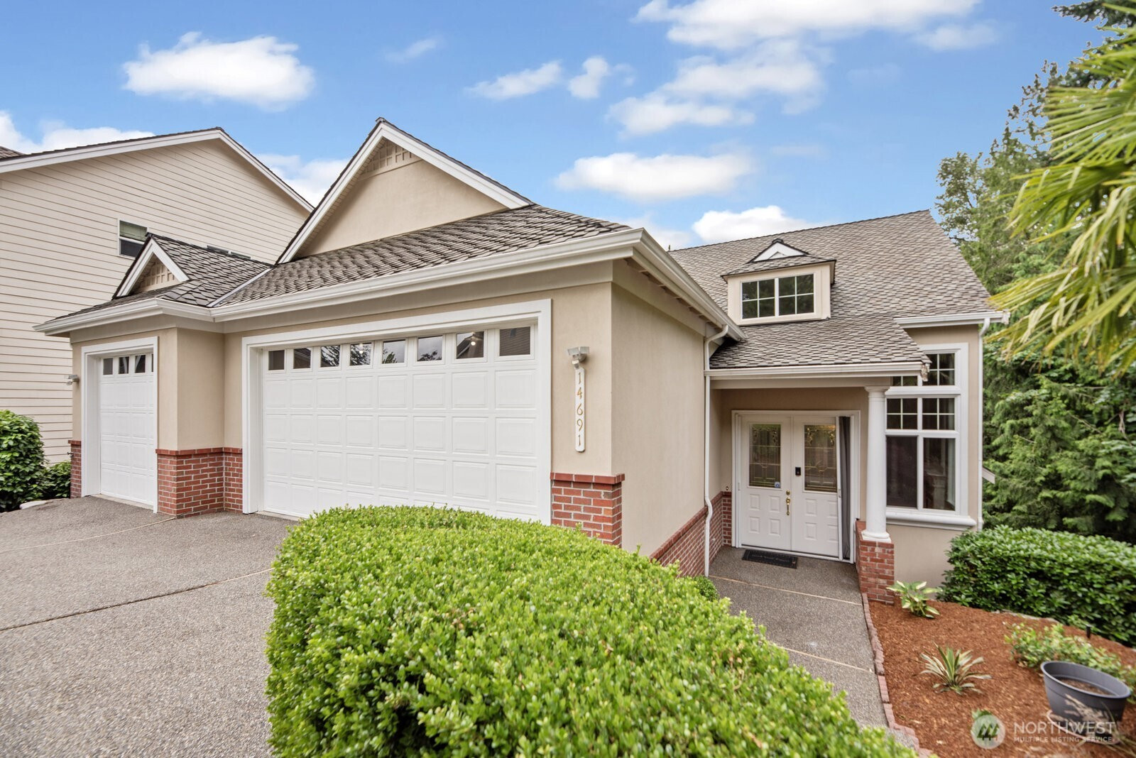 14691 NE 16th Street, Bellevue, WA 98007