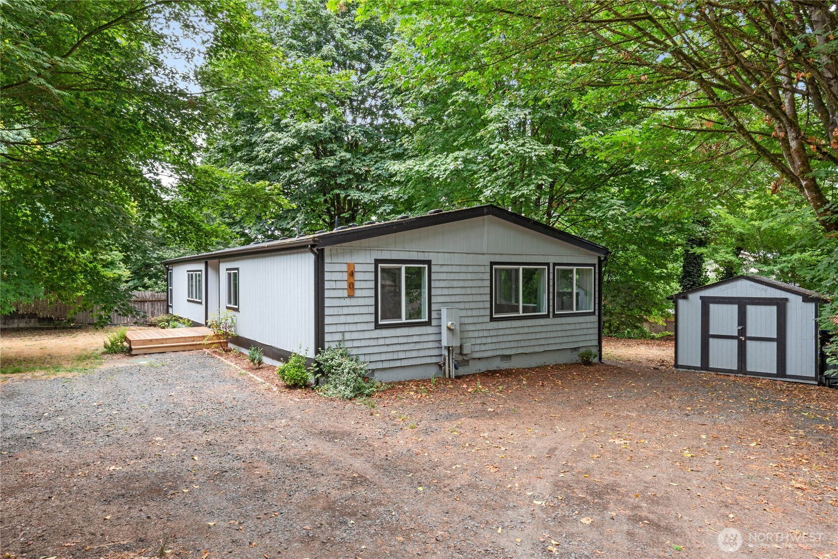 40 NE Larson Lake Road, Belfair, WA 98528