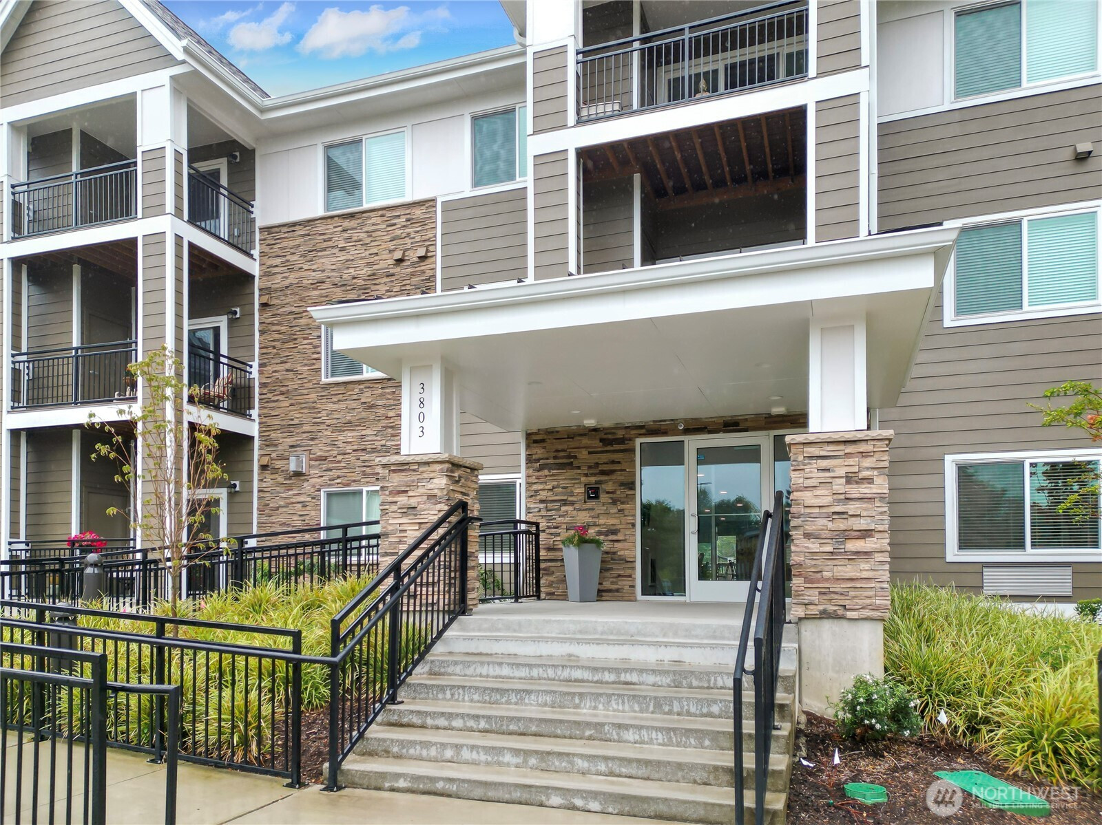 3803 17th Street SW, Puyallup, WA 98373