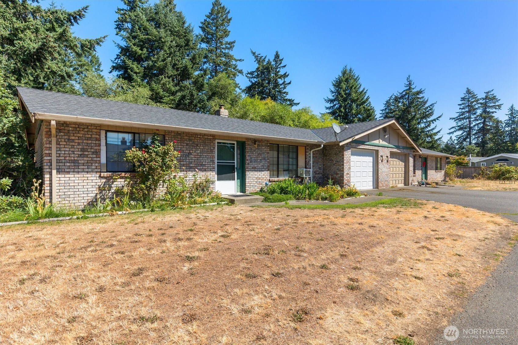 15103 - 15105 15th Avenue E, Tacoma, WA 98445