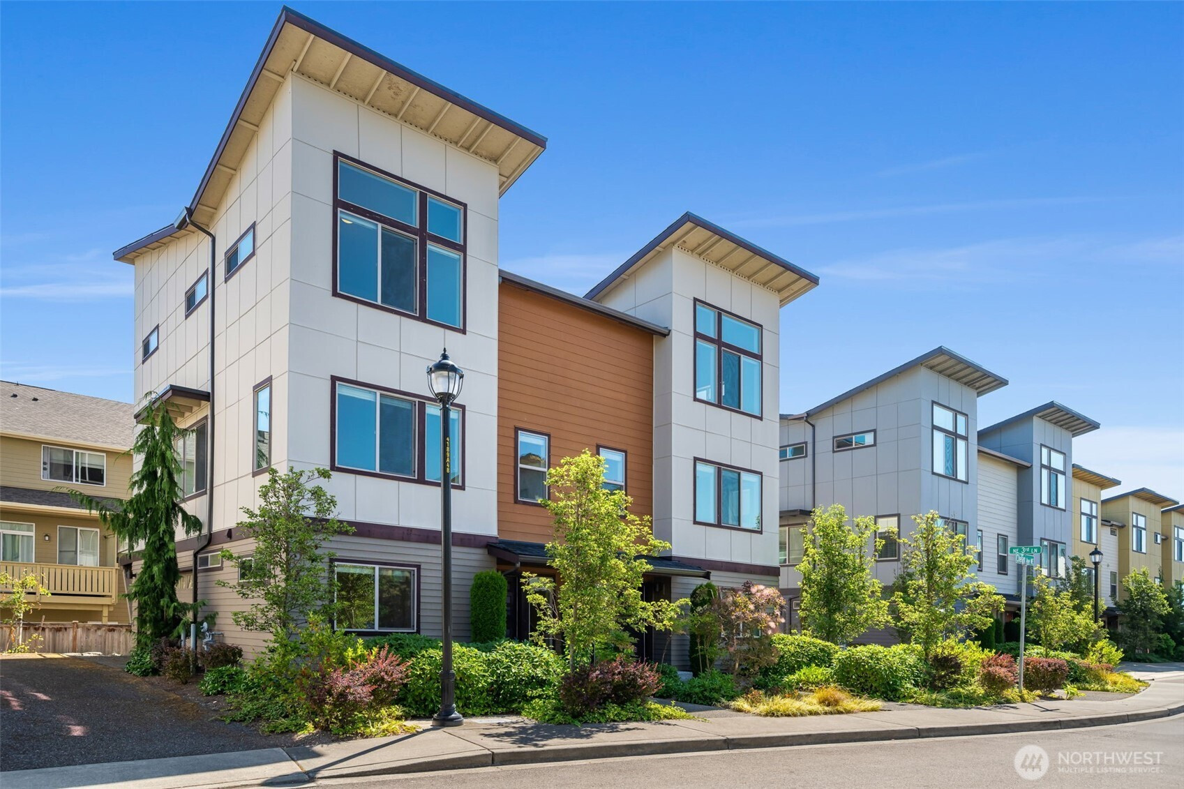 336 CHELAN Avenue NE, Renton, WA 98059