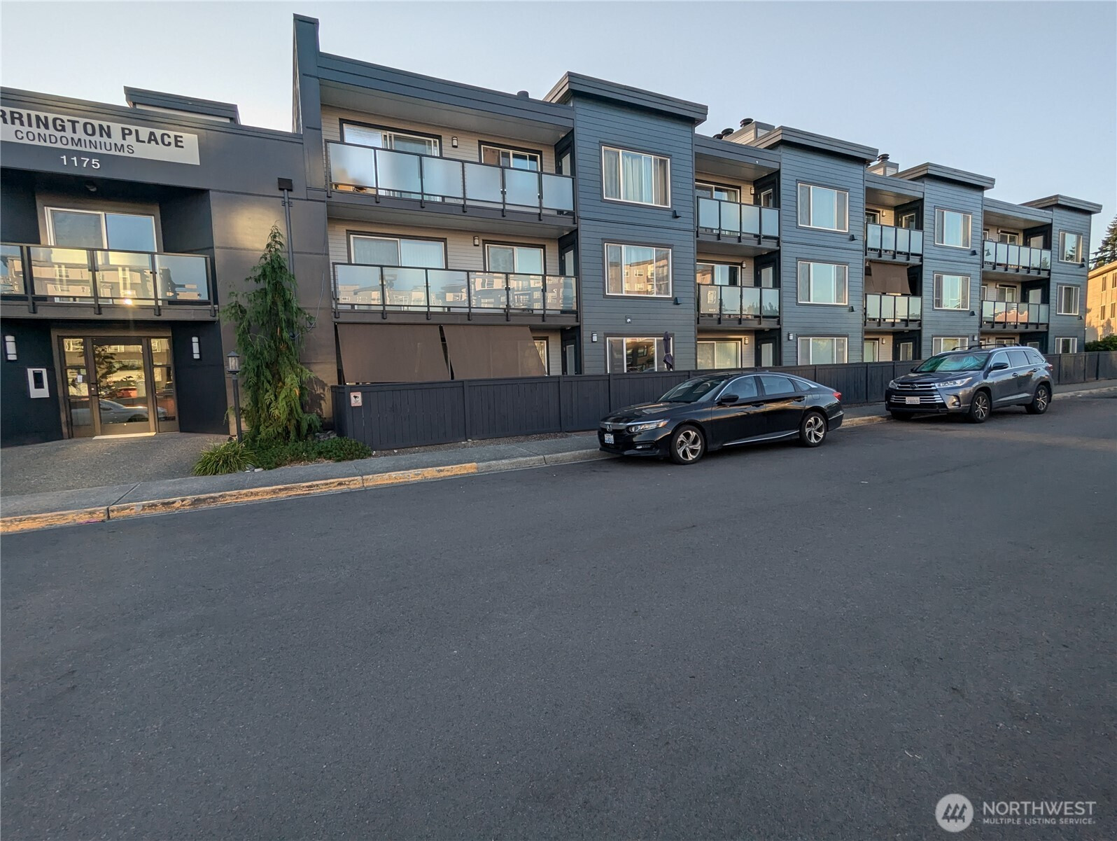 1175 Harrington Place NE, Renton, WA 98056