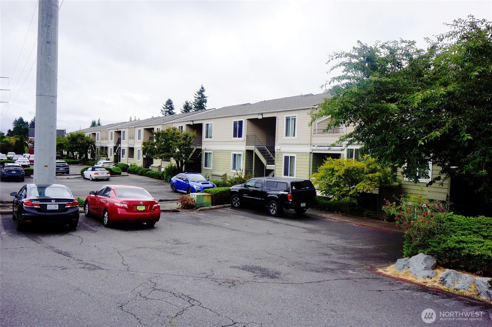 3233 NE 12th Street, Renton, WA 98056