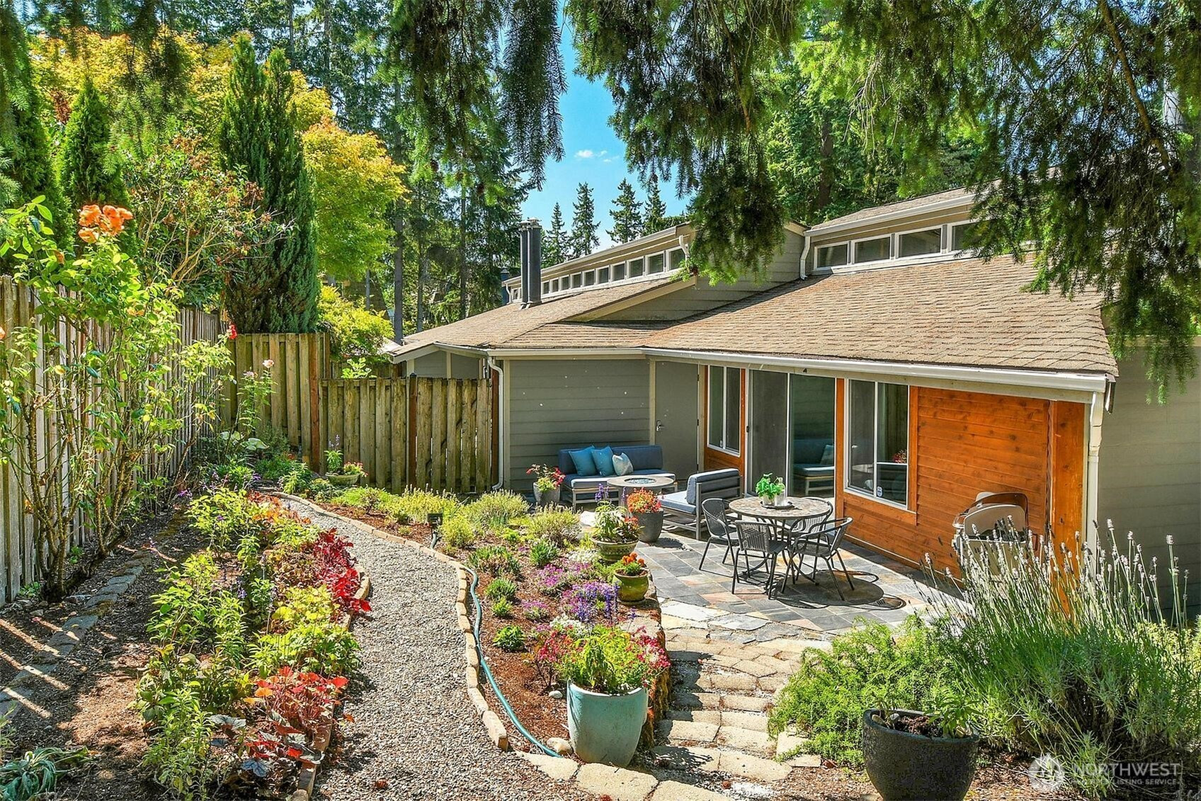 15300 NE 15th Place, Bellevue, WA 98007