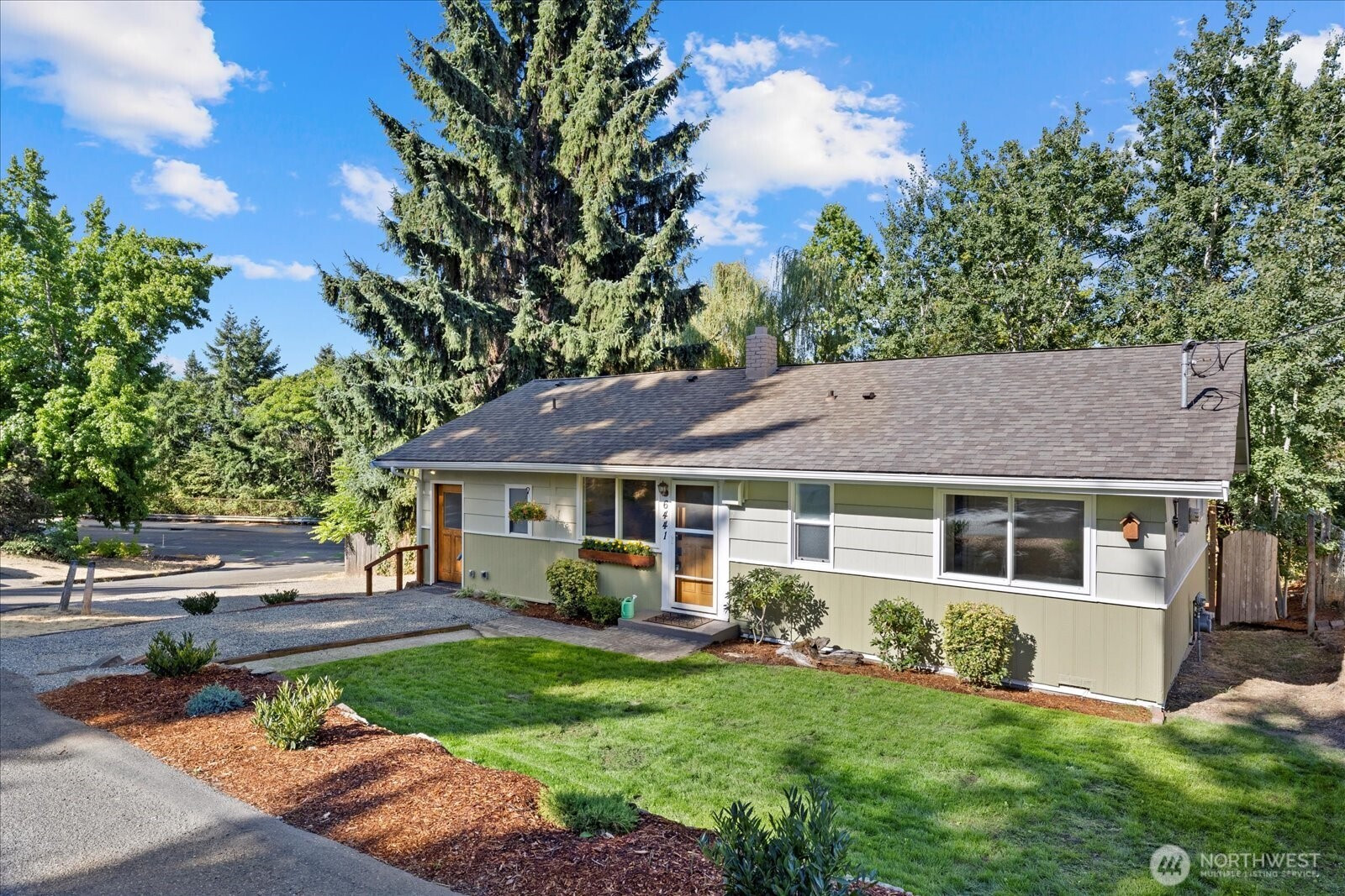 6441 23RD AVE S, Seattle, WA 98108