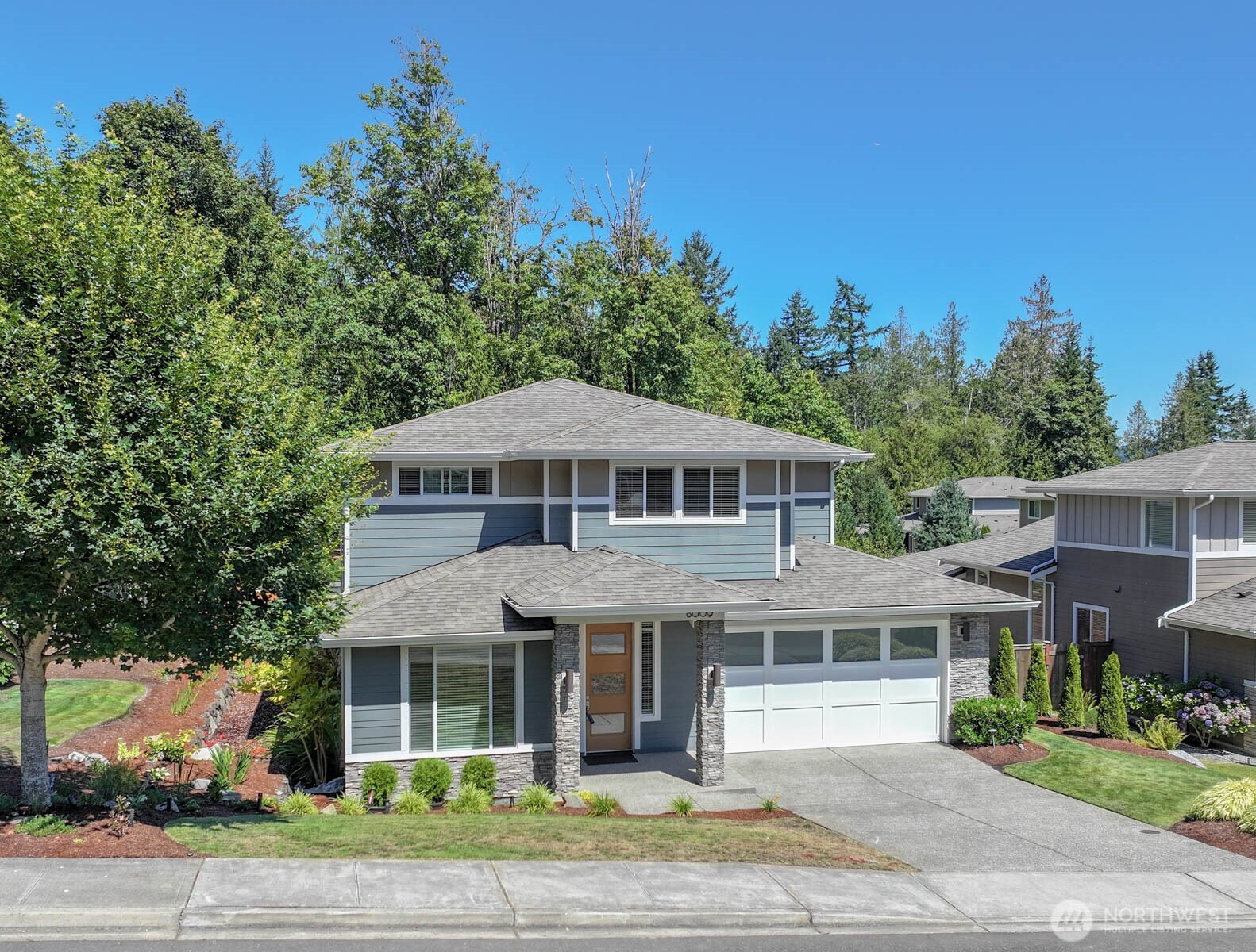 8009 E Commons Court, Port Orchard, WA 98366