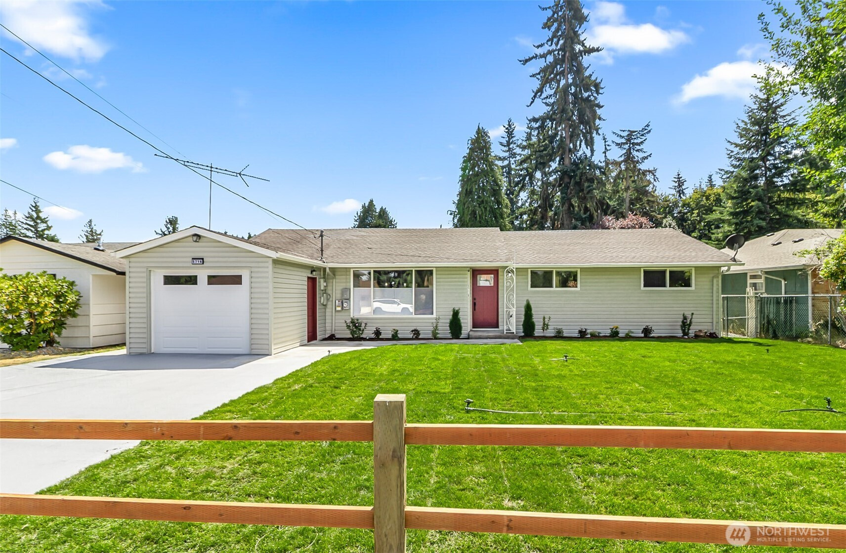 5716 75th Place NE, Marysville, WA 98270