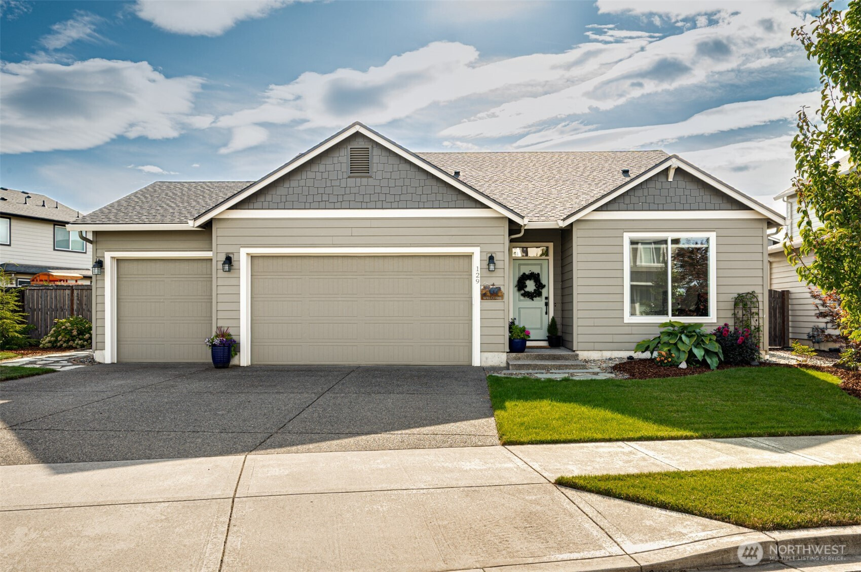 129 N 88th Drive, Ridgefield, WA 98642