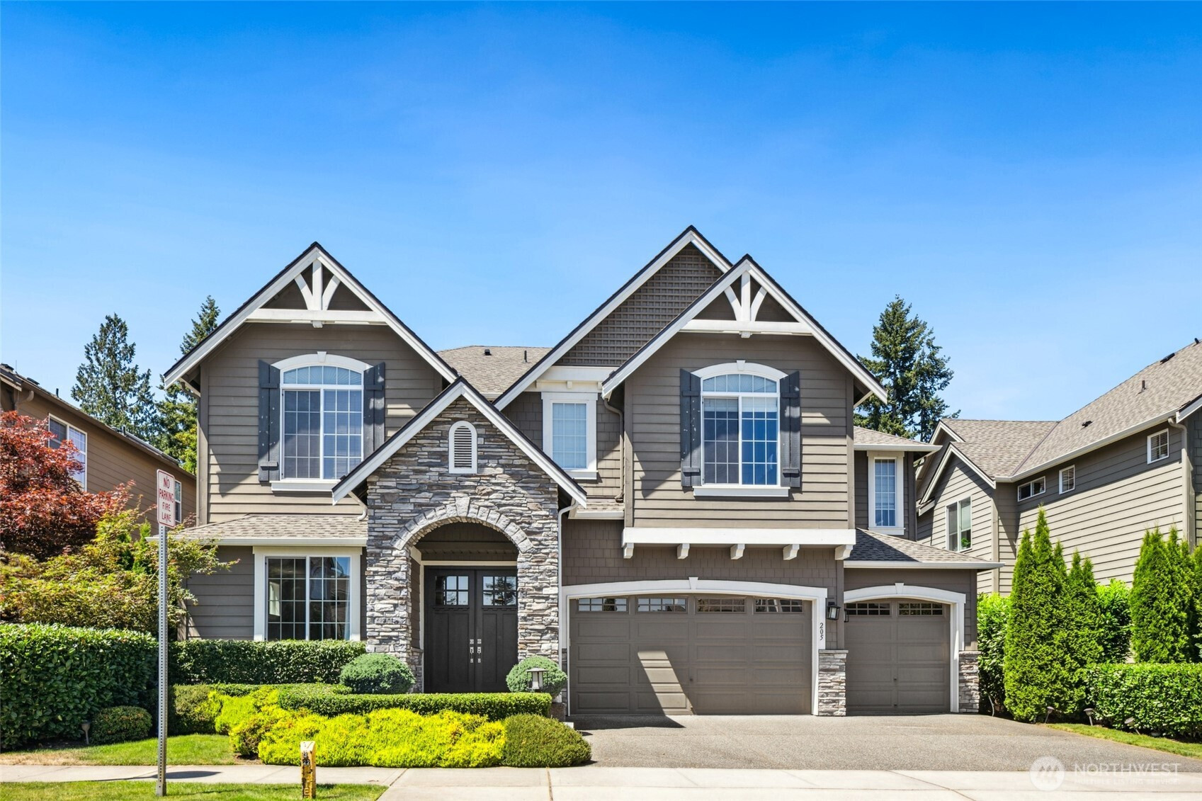 205 212th Place NE, Sammamish, WA 98074