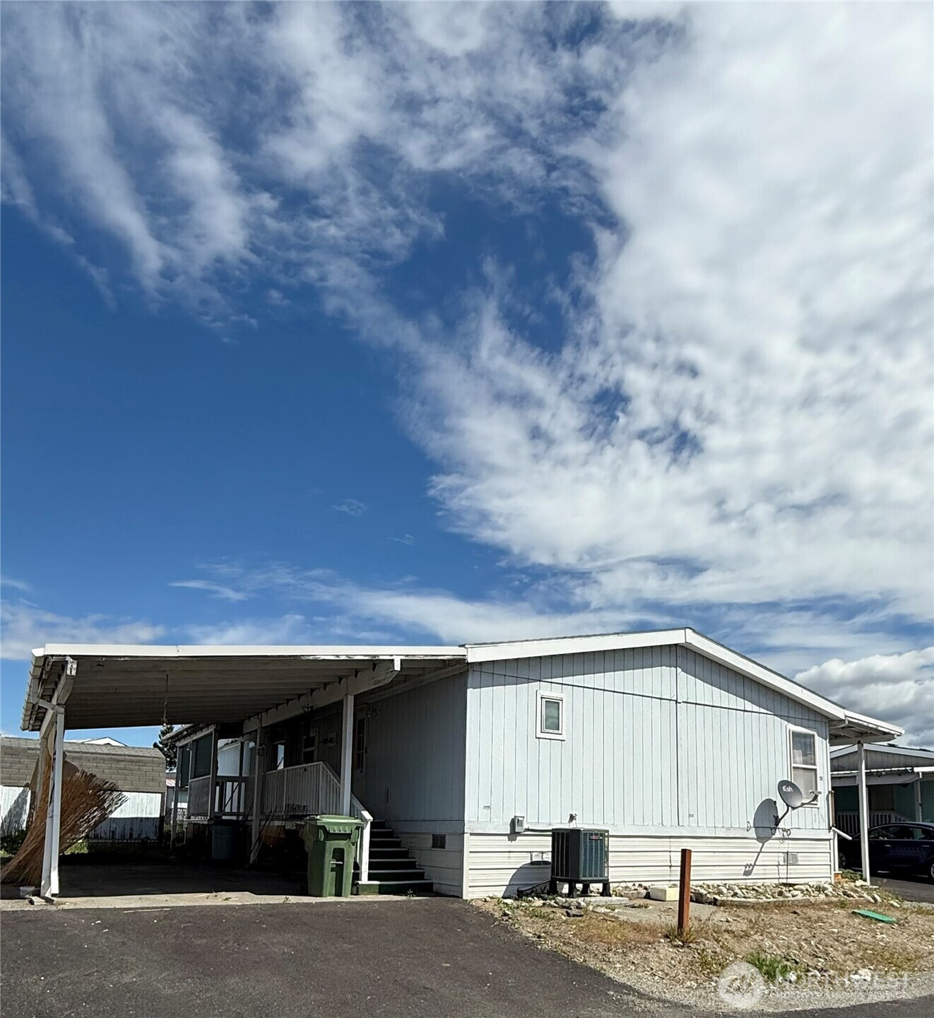 605 Pine Street, Omak, WA 98841