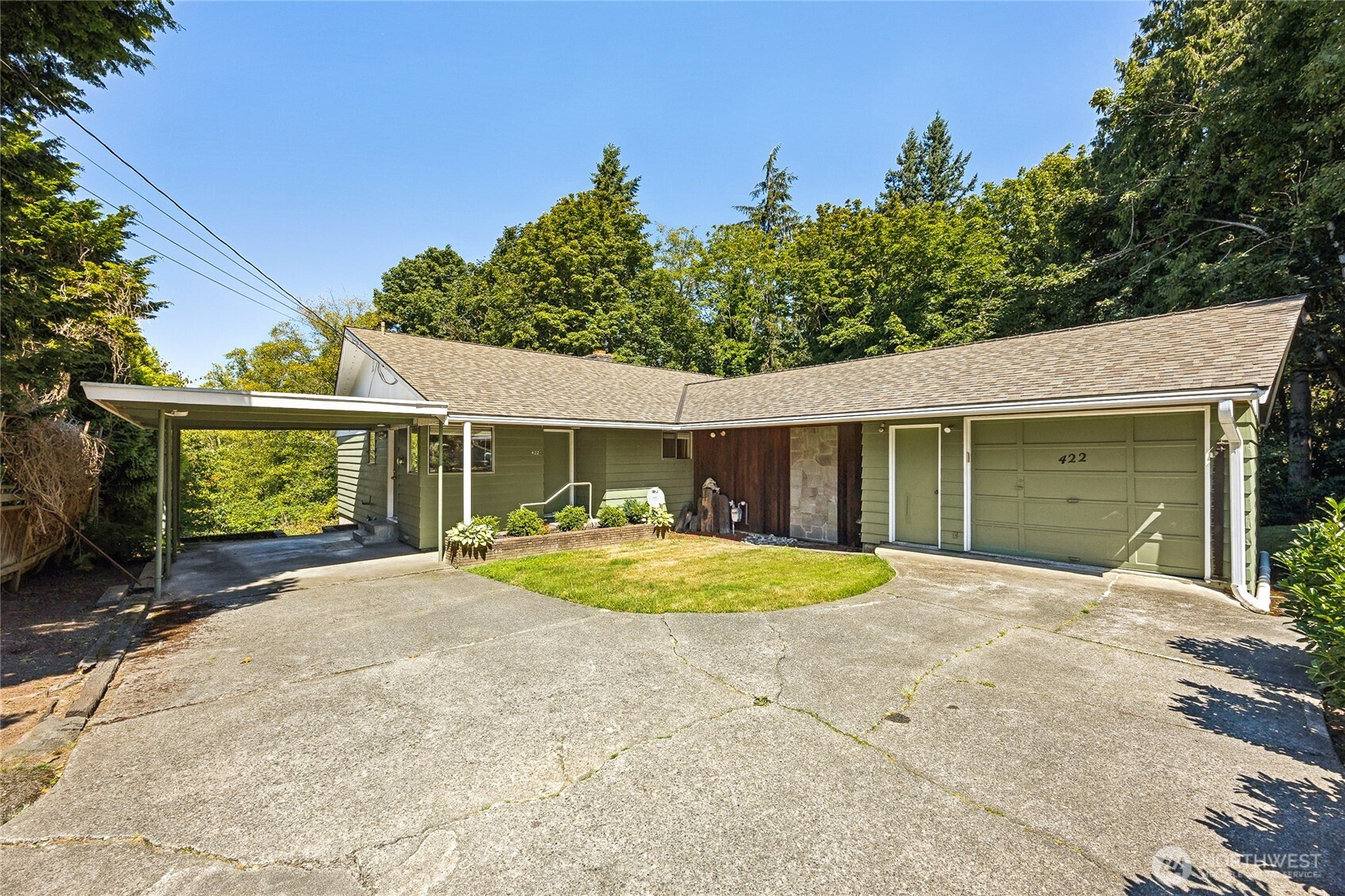 422 Center Place, Everett, WA 98203