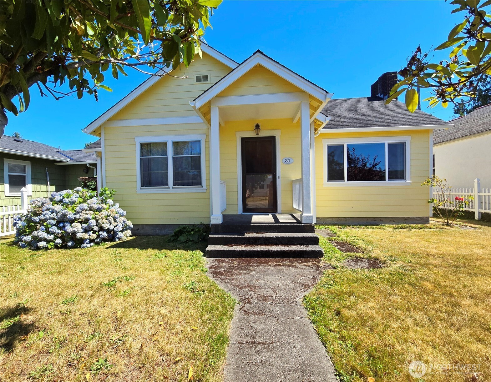31 N Blackberry Avenue, Forks, WA 98331