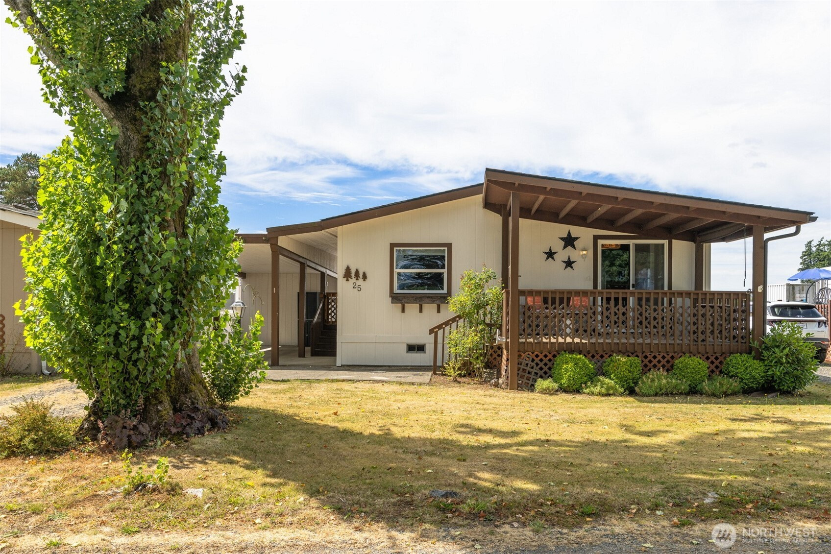 380 E Pole Road, Lynden, WA 98264
