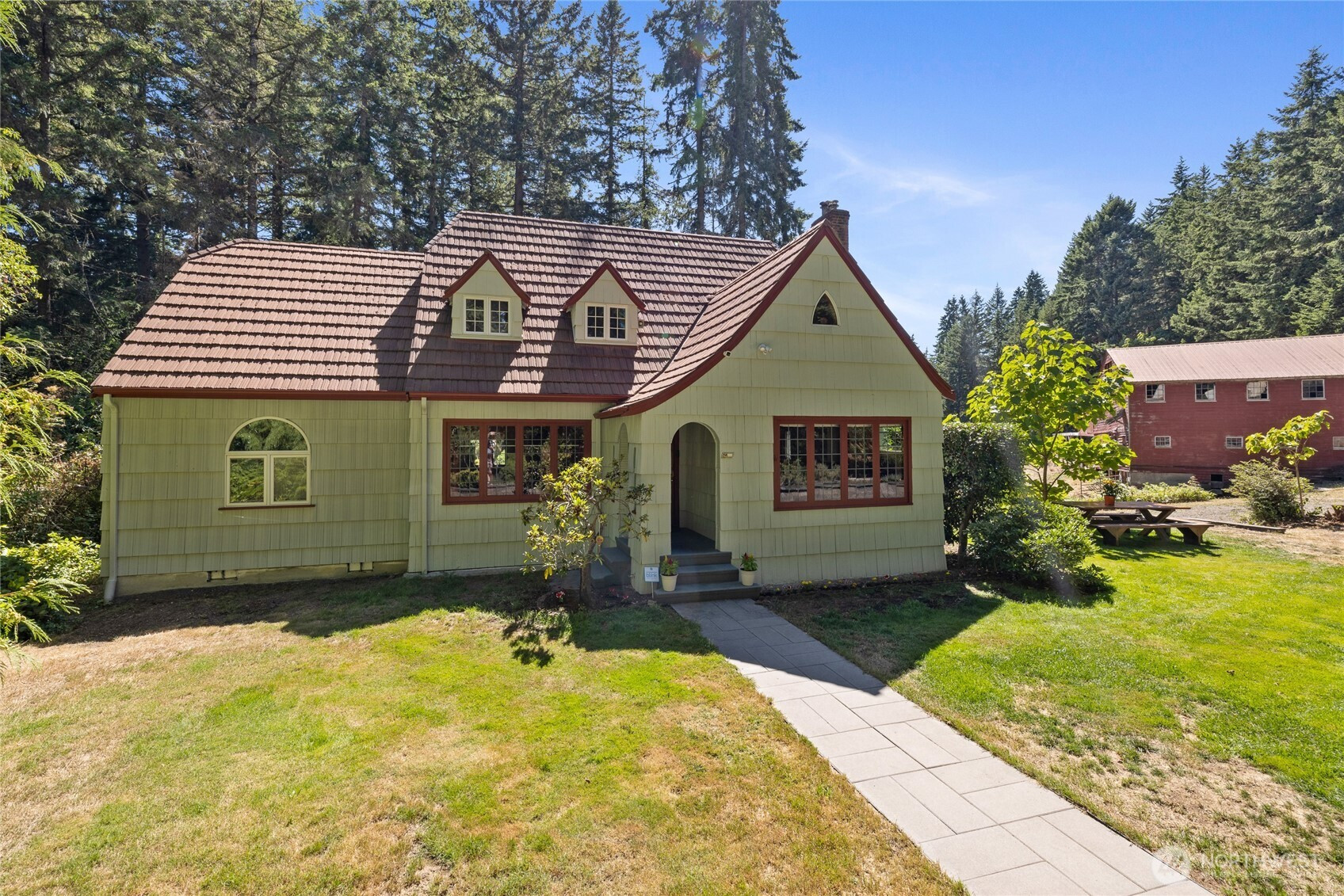7776 Fragaria Road, Olalla, WA 98359