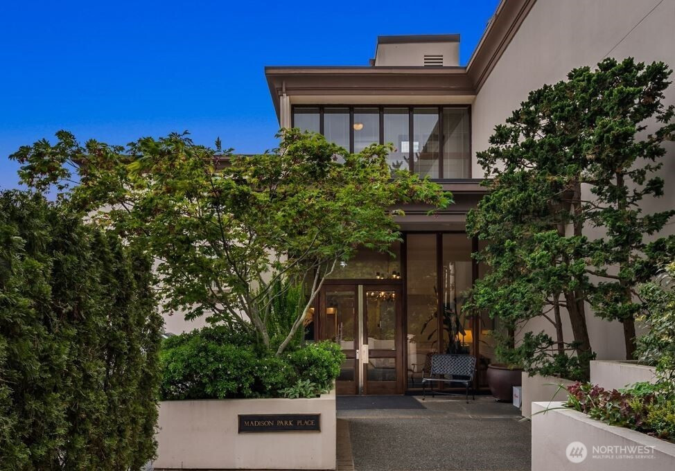 2000 43rd Avenue E, Seattle, WA 98112