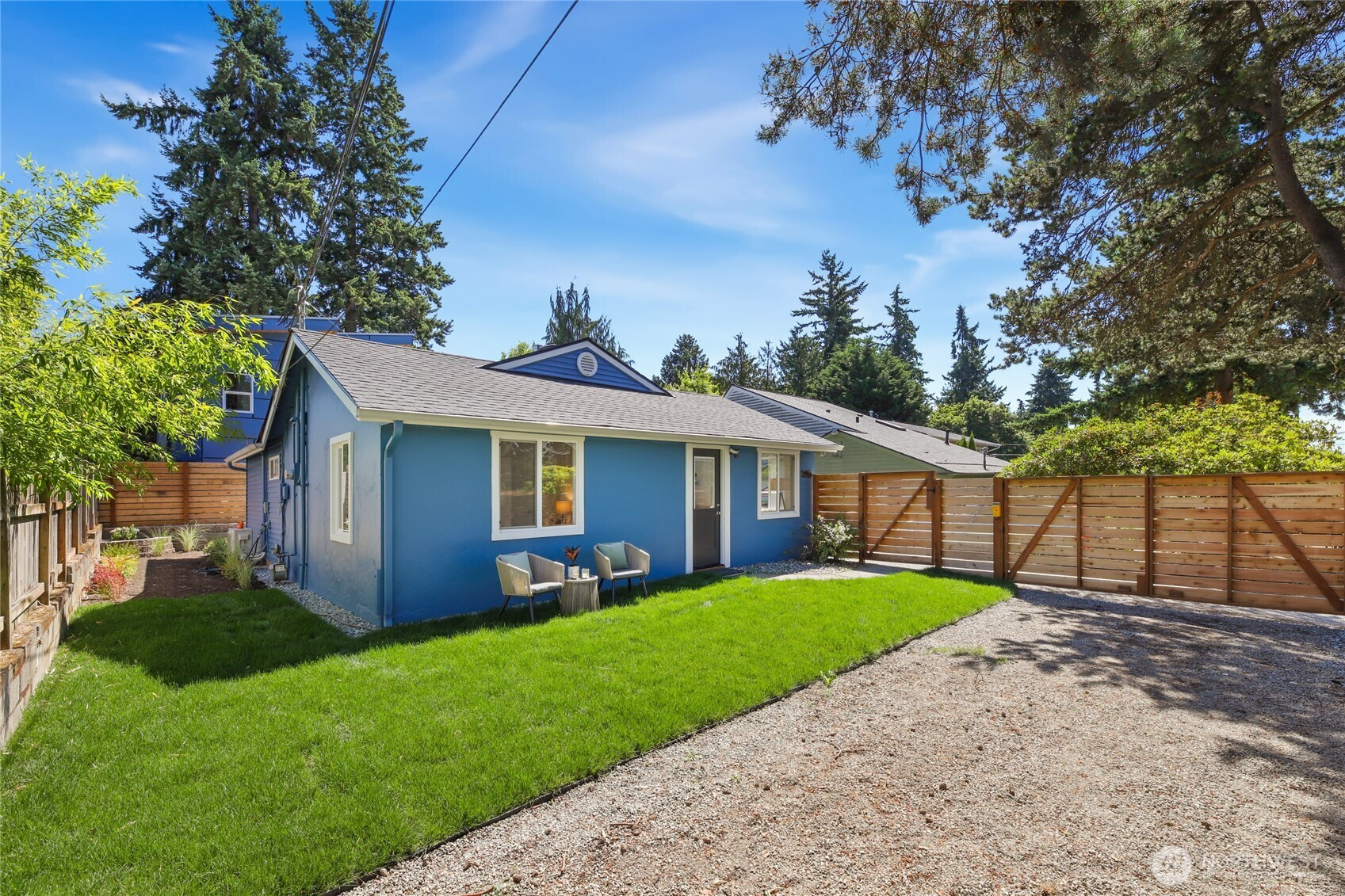 13548 Ashworth Avenue N, Seattle, WA 98125