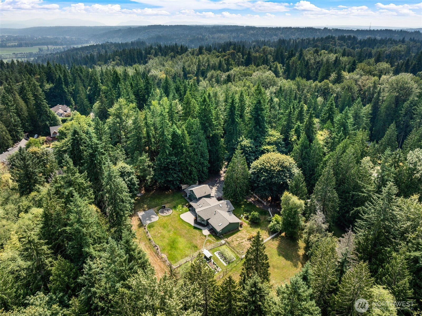 24600 NE 193rd Place, Woodinville, WA 98077