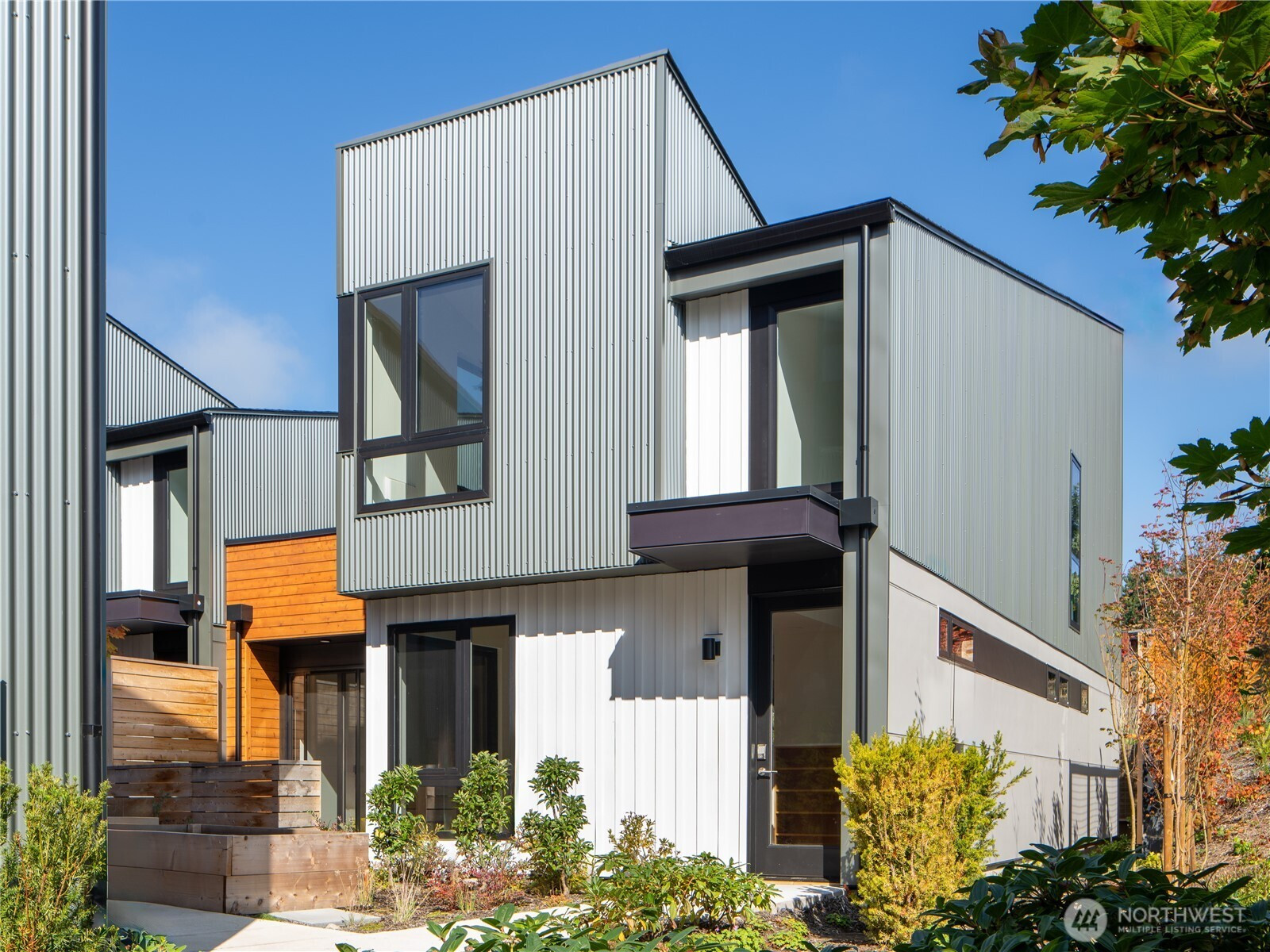 220 Canopy Path NW, Bainbridge Island, WA 98110
