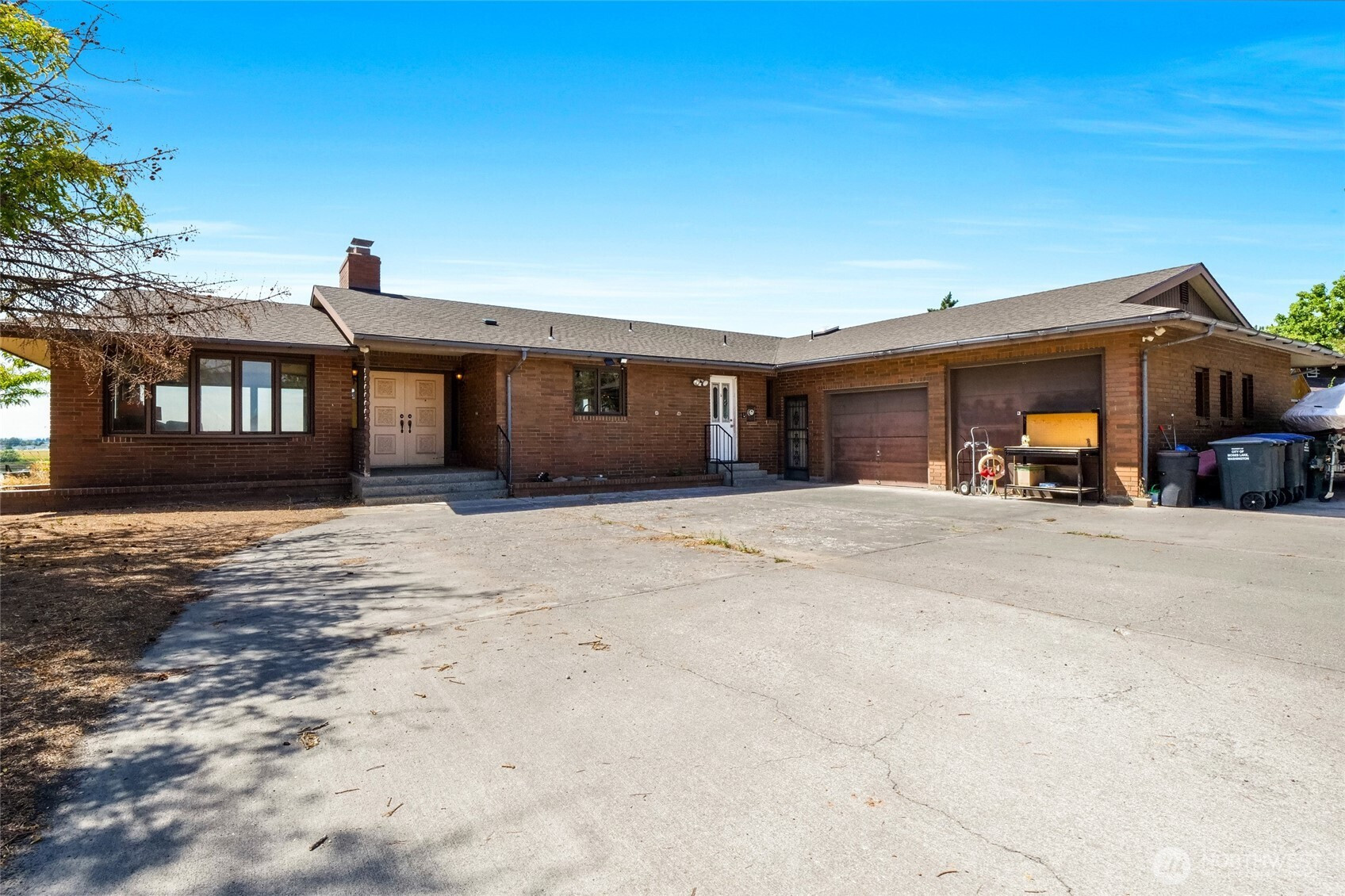 310 N Crestview Drive, Moses Lake, WA 98837