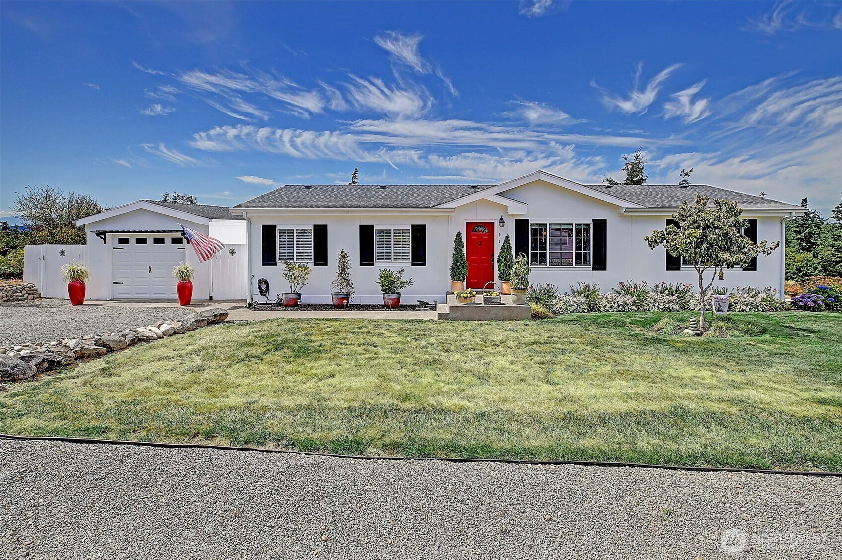 998 Circle Drive, Camano Island, WA 98282