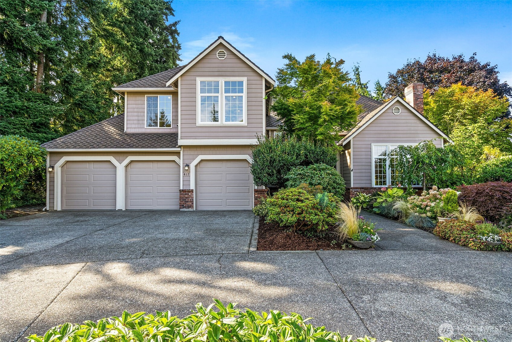 417 SW 350th Place, Federal Way, WA 98023