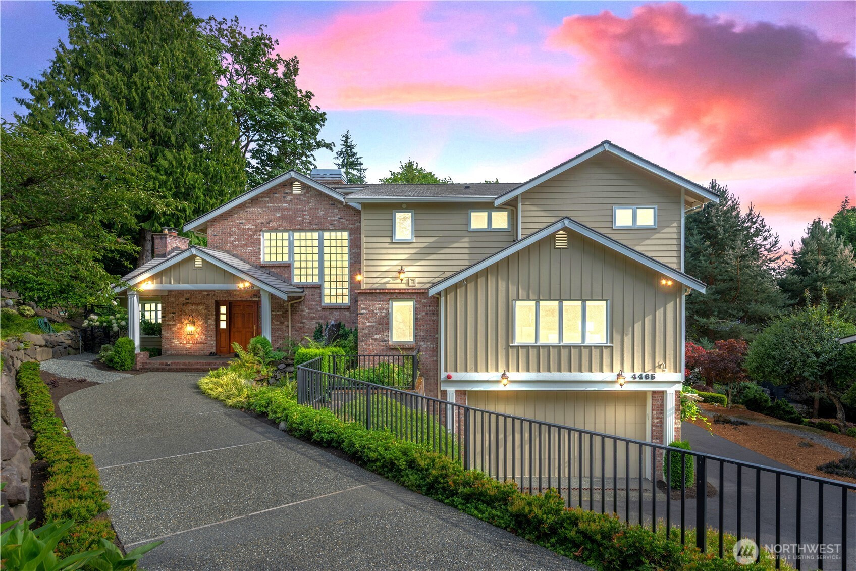 4465 W Mercer Way, Mercer Island, WA 98040