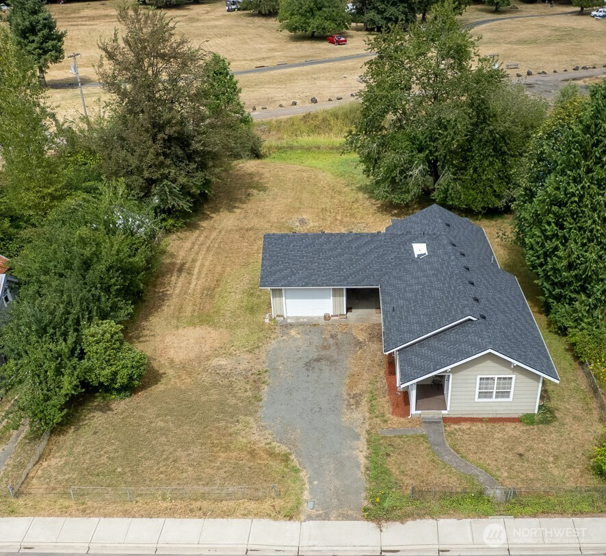 612 Main Avenue, Morton, WA 98356