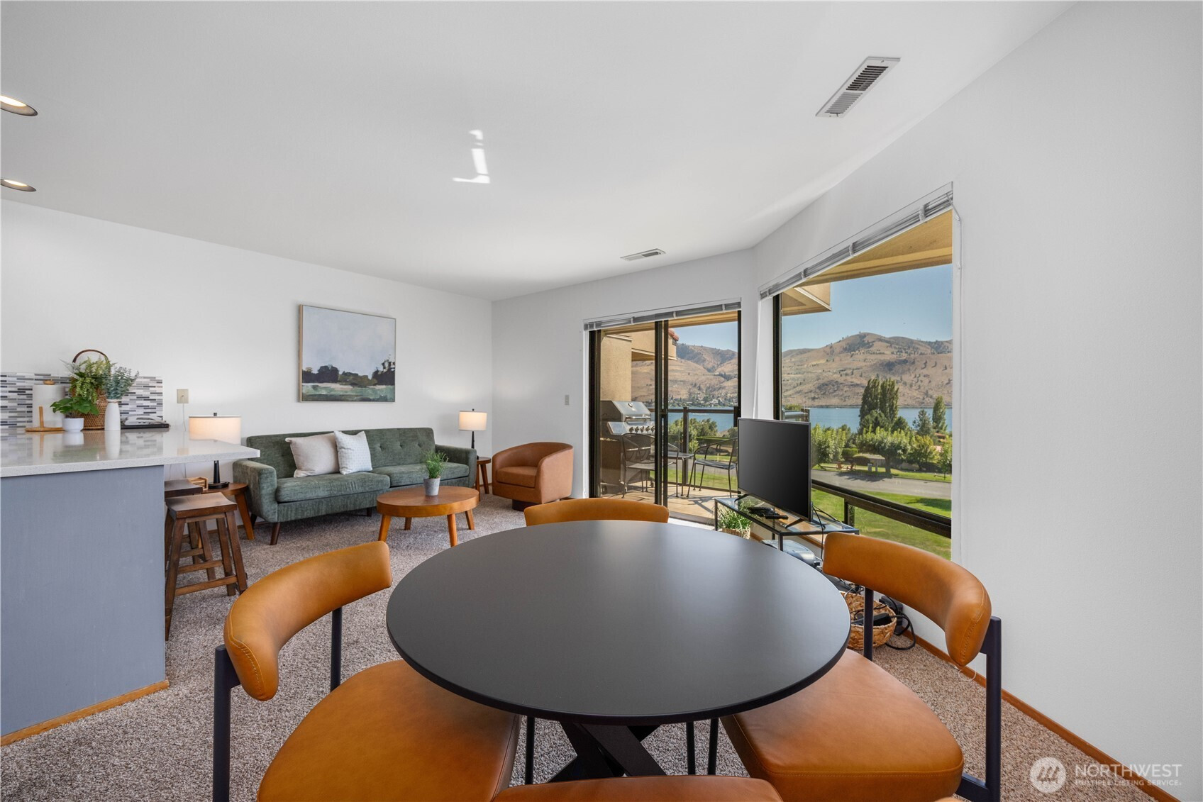 100 Lake Chelan Shores Drive, Chelan, WA 98816