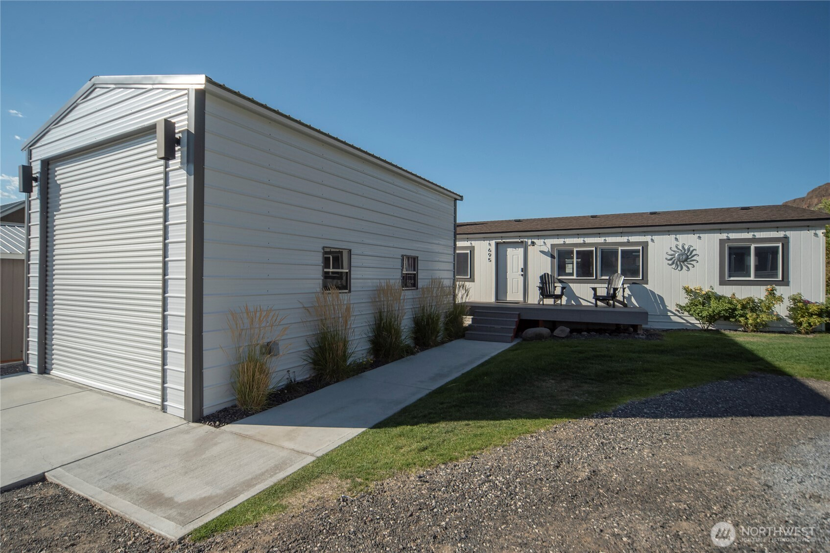 695 Chukar Place SW, Quincy, WA 98848