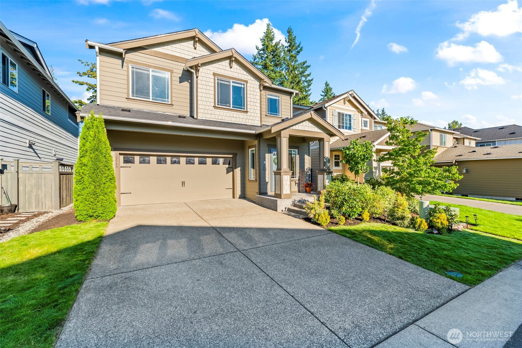 32540 Granite Court, Black Diamond, WA 98010