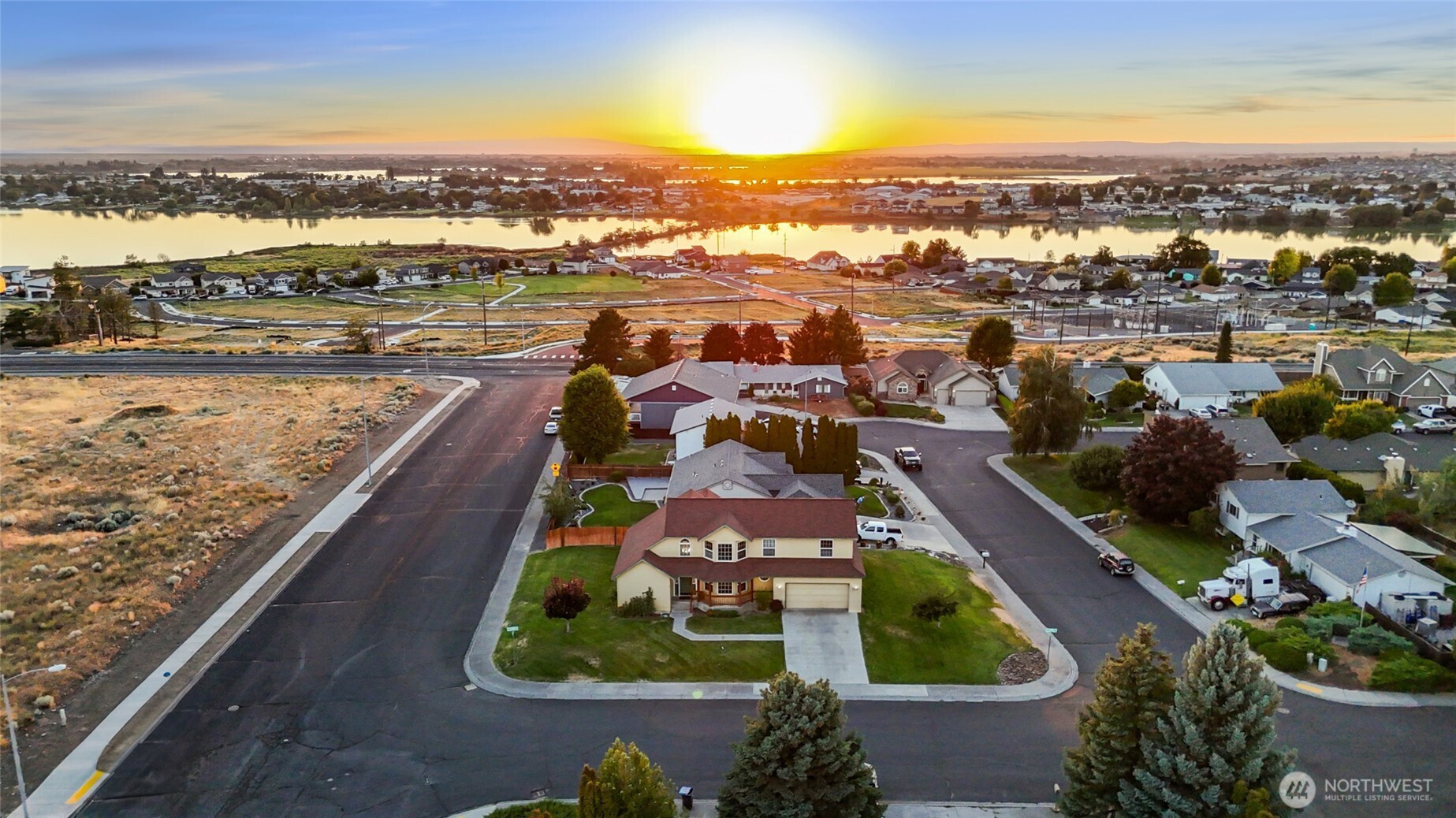 1716 Legend Lane, Moses Lake, WA 98837