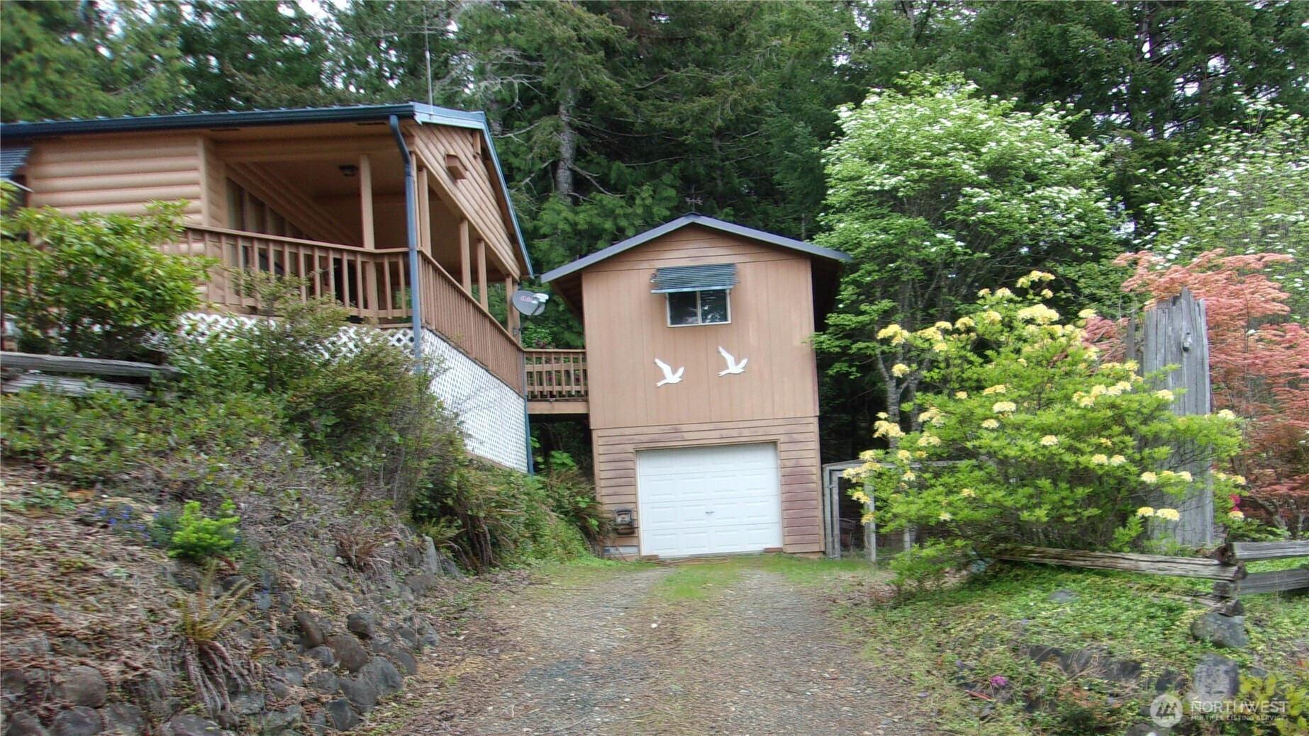 222 Towhee Lane Lane, Brinnon, WA 98320