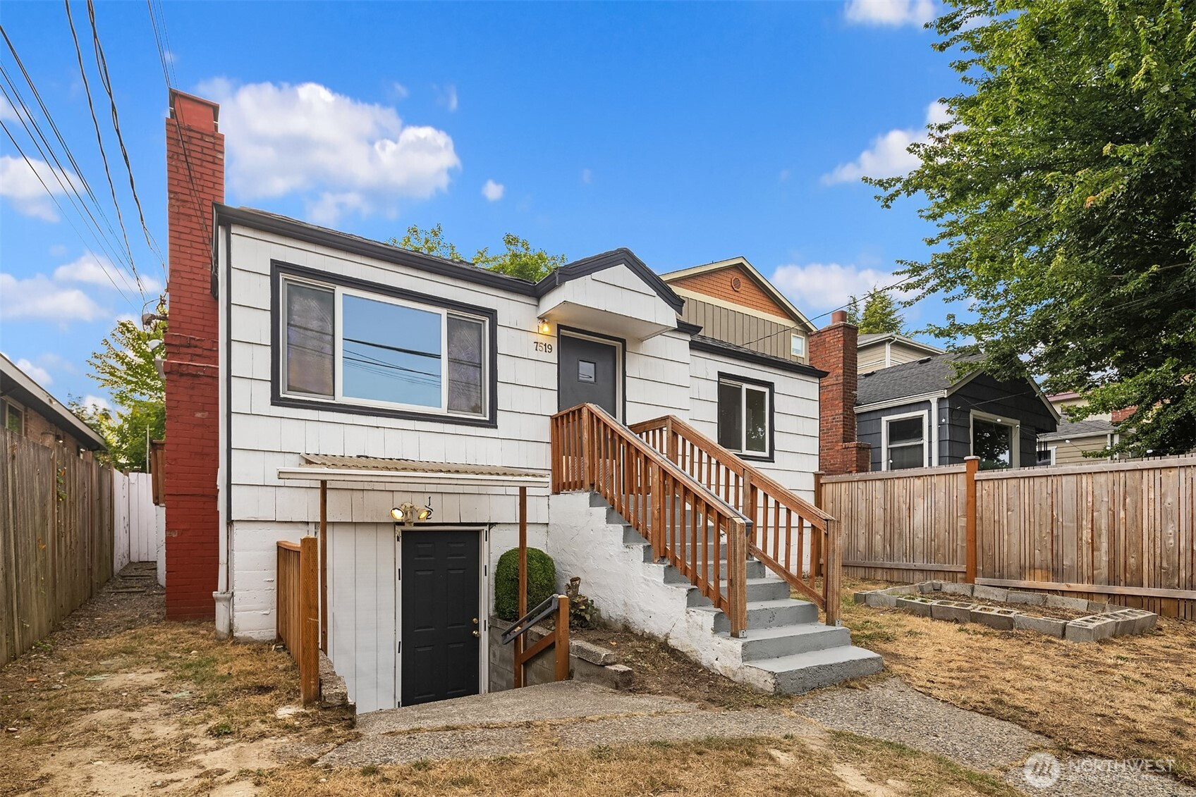 7519 24th Avenue NW, Seattle, WA 98117