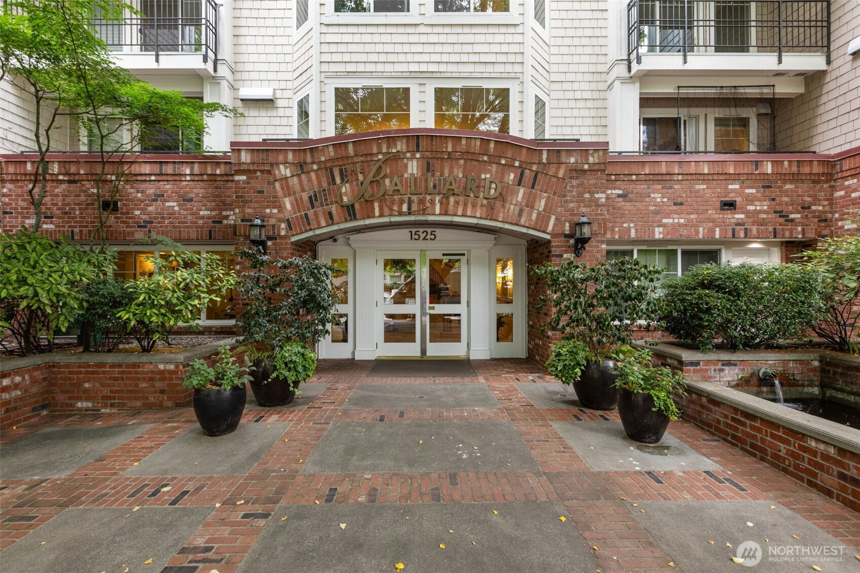 1525 NW 57th Street, Seattle, WA 98107