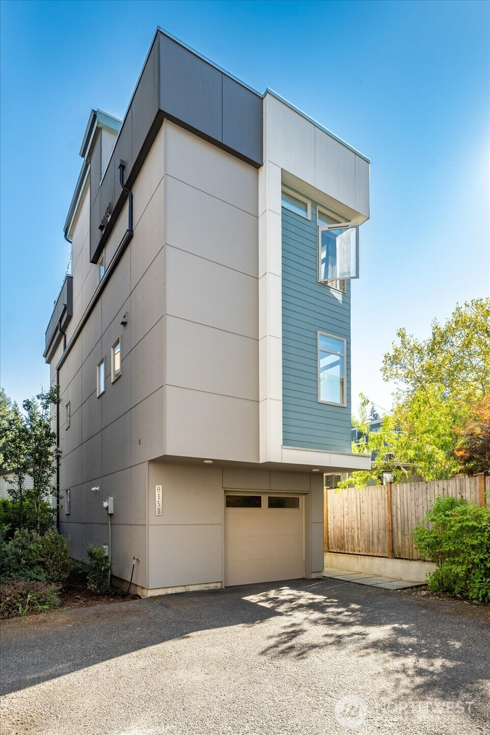 835 NW 97th Street, Seattle, WA 98117