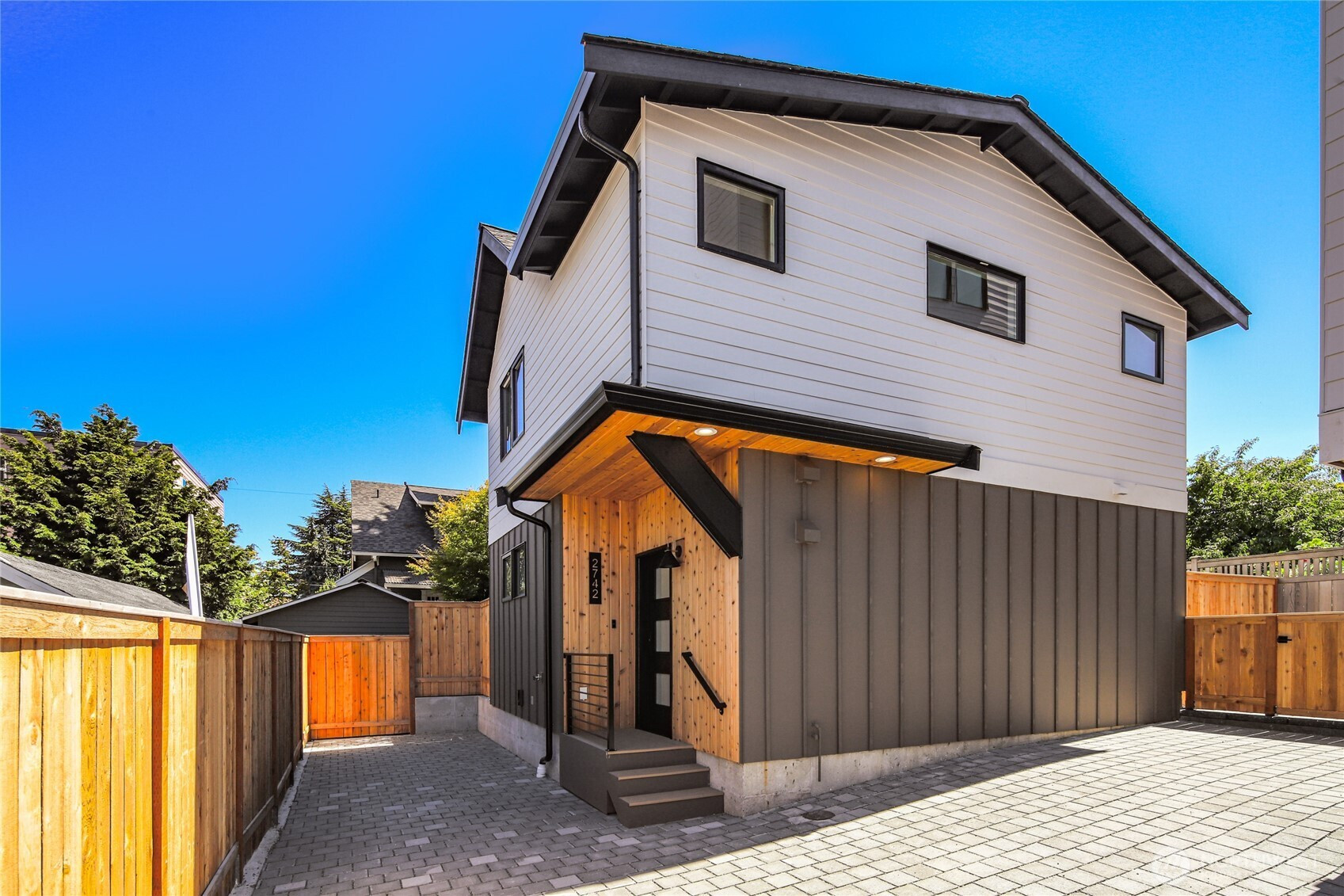 2742 38th Avenue SW, Seattle, WA 98126