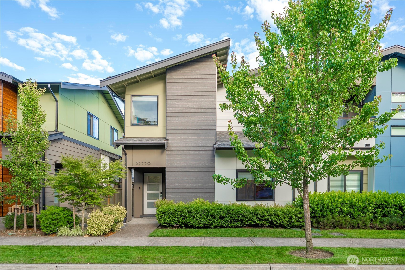 32770 Madrona Avenue SE, Black Diamond, WA 98010