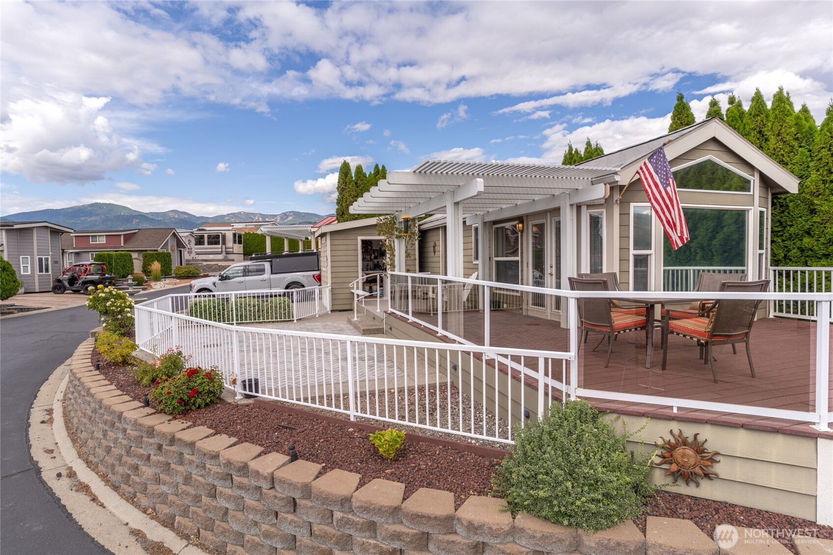 1000 State Route 150, Manson, WA 98831