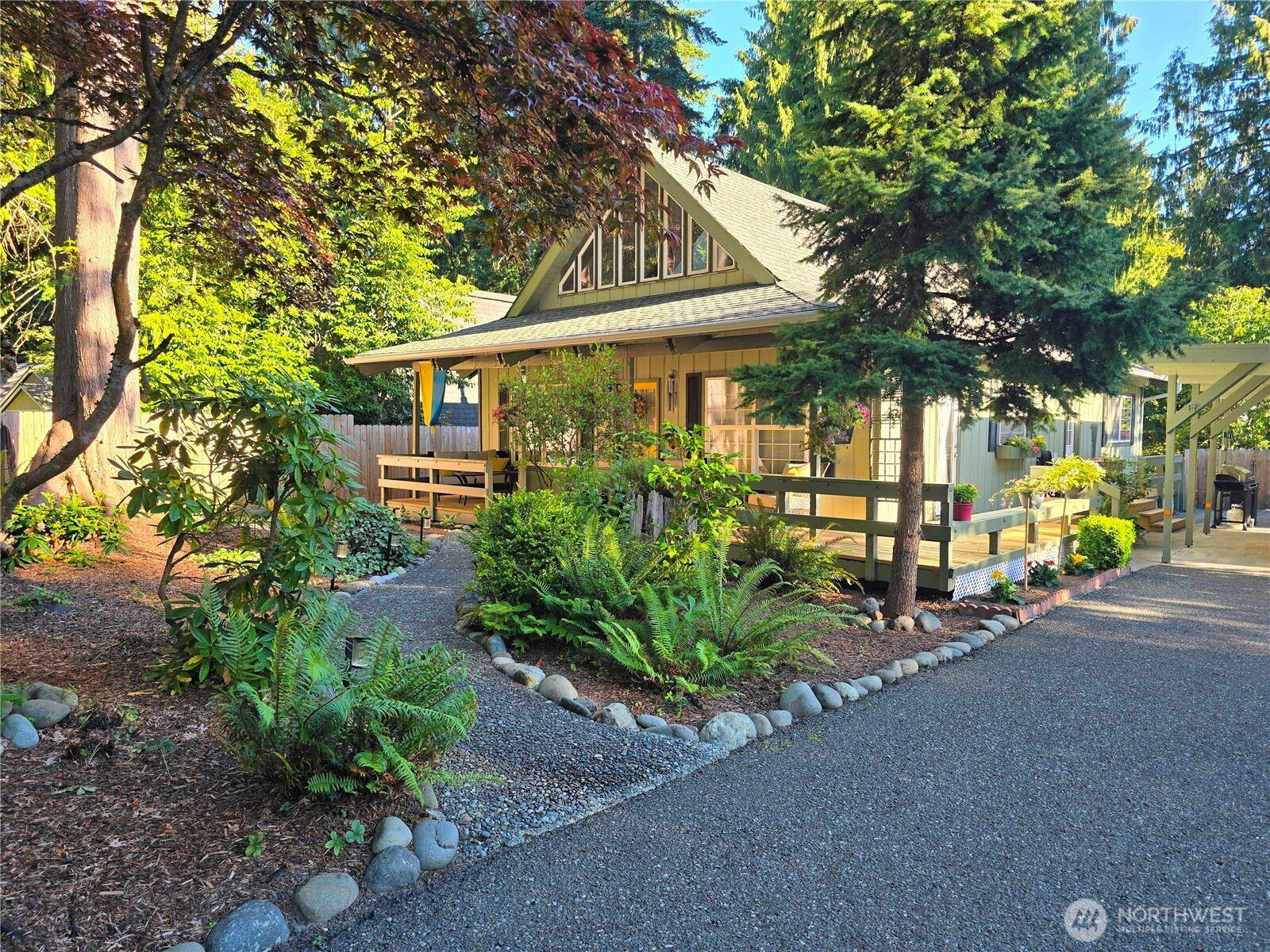 335 Dungeness Meadows, Sequim, WA 98382