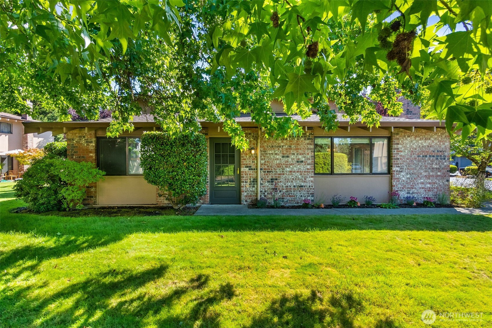 2810 Garden Court, Steilacoom, WA 98388