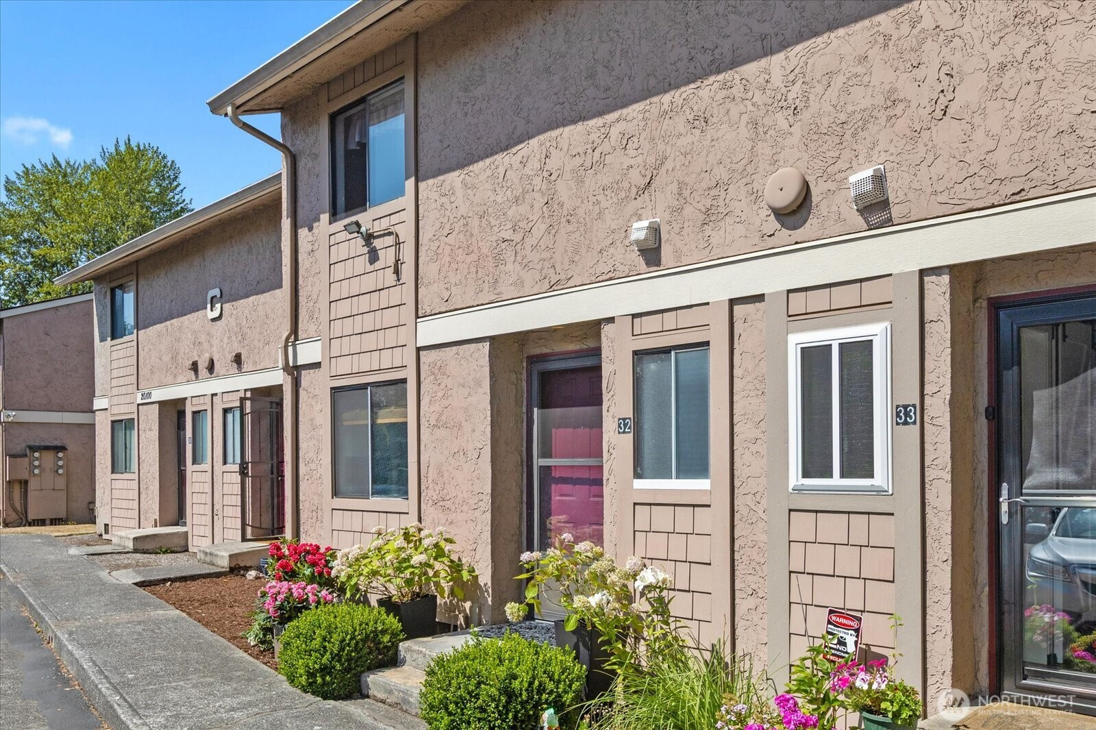 20100 60th Avenue W, Lynnwood, WA 98036