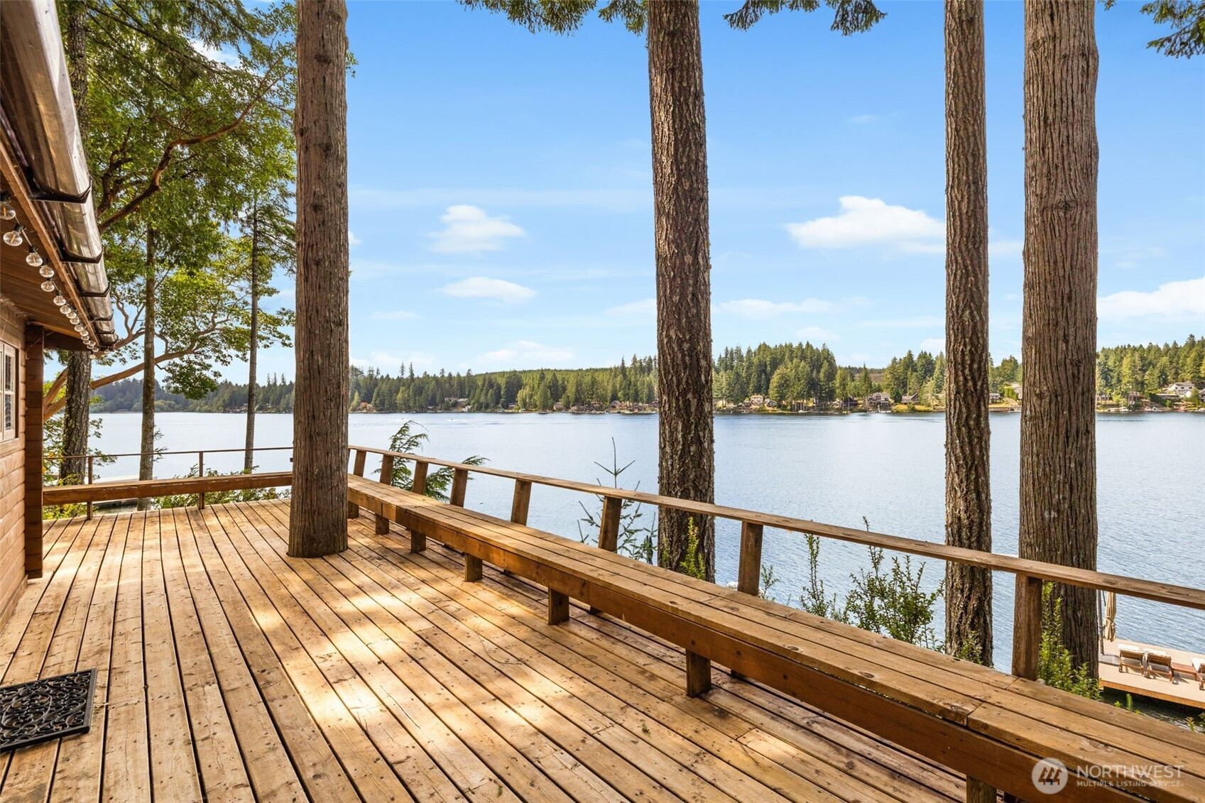 1062 E Mason Lake Drive S, Grapeview, WA 98546